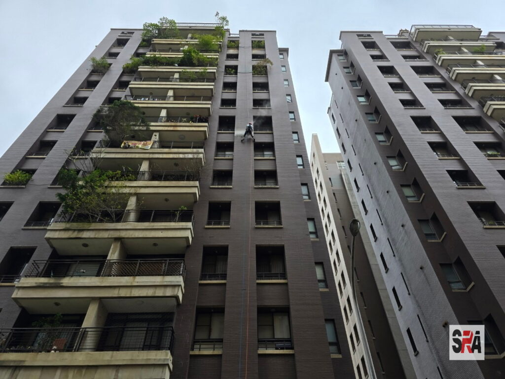 修補剝落、破損磁磚